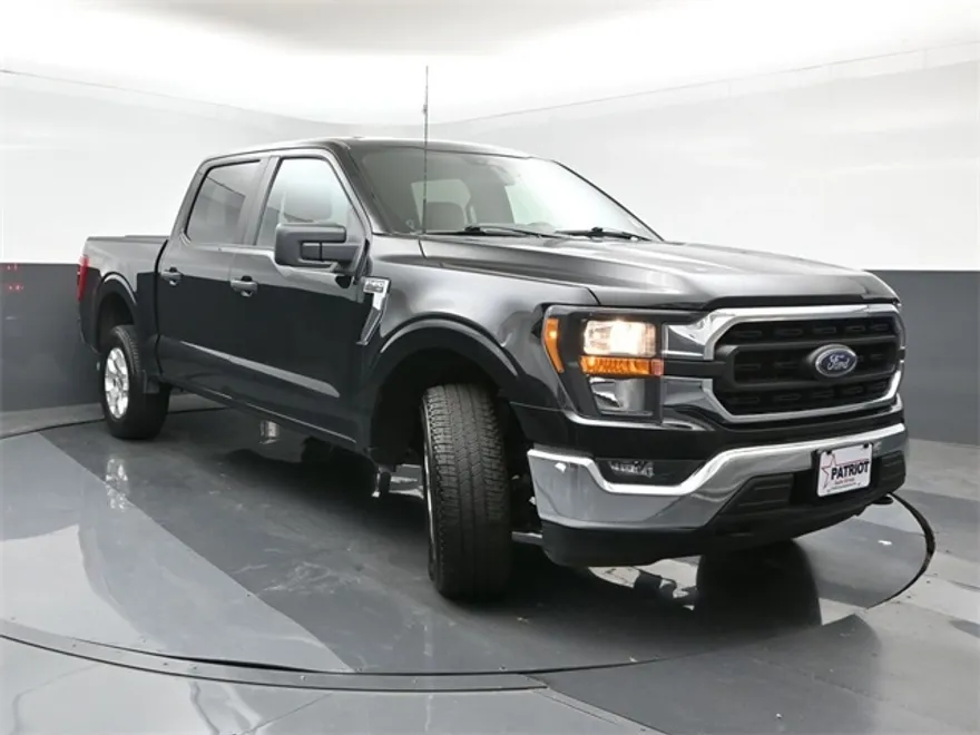 2023 Ford F-150 XLT photo 1