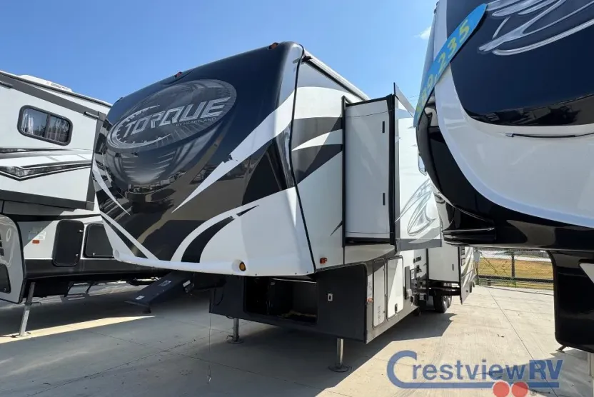 2017 Heartland Rv Cyclone, Edge, Fuel,Razor, Road Warrior, Torque photo 1