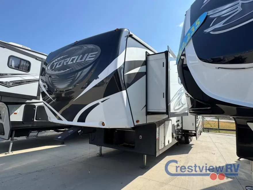 2017 Heartland Rv Cyclone, Edge, Fuel,Razor, Road Warrior, Torque photo 1