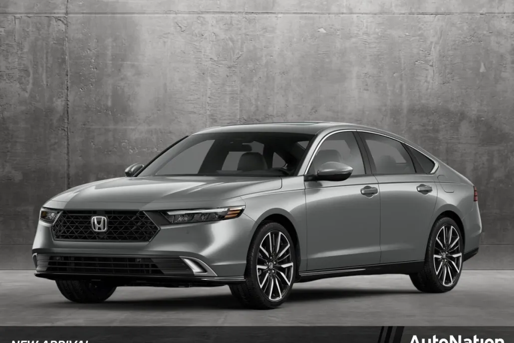2023 Honda Accord Hybrid Touring photo 1