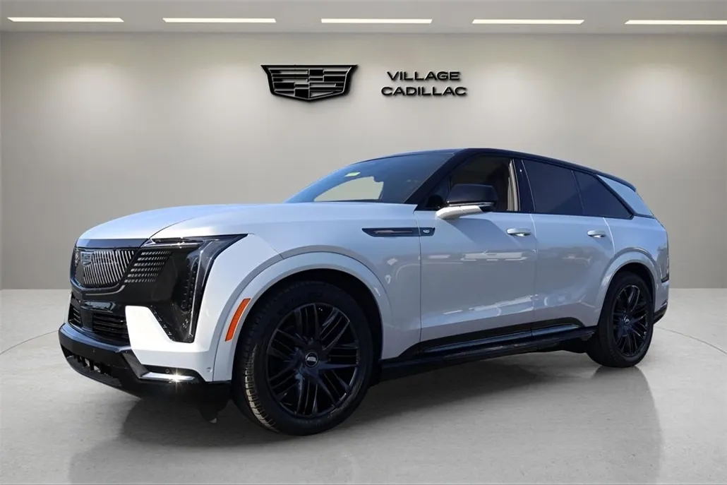 2025 Cadillac Escalade IQ Sport photo 1