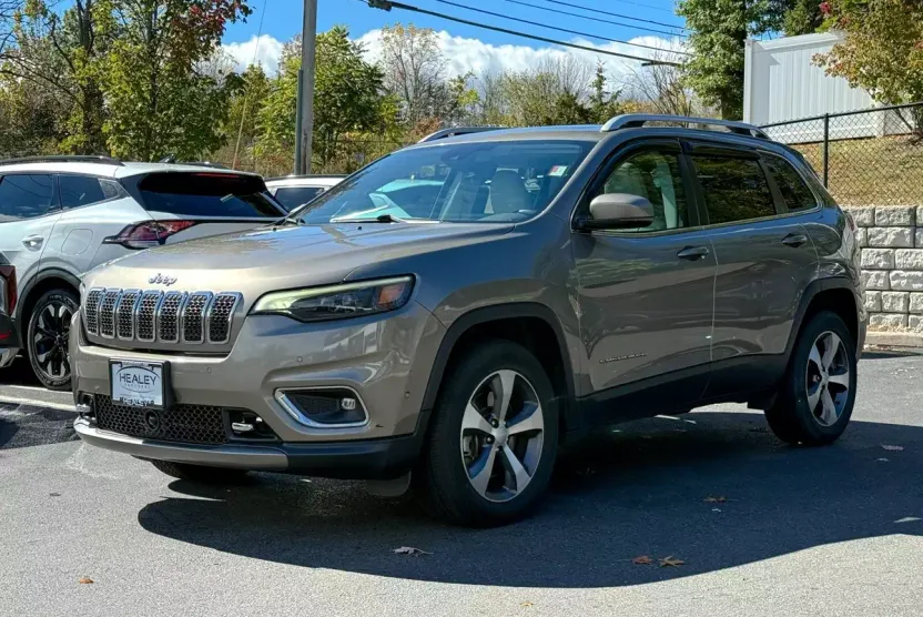 2021 Jeep Cherokee Limited photo 1