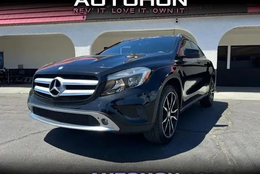 2016 Mercedes Benz GLA 250 4MATIC photo 1