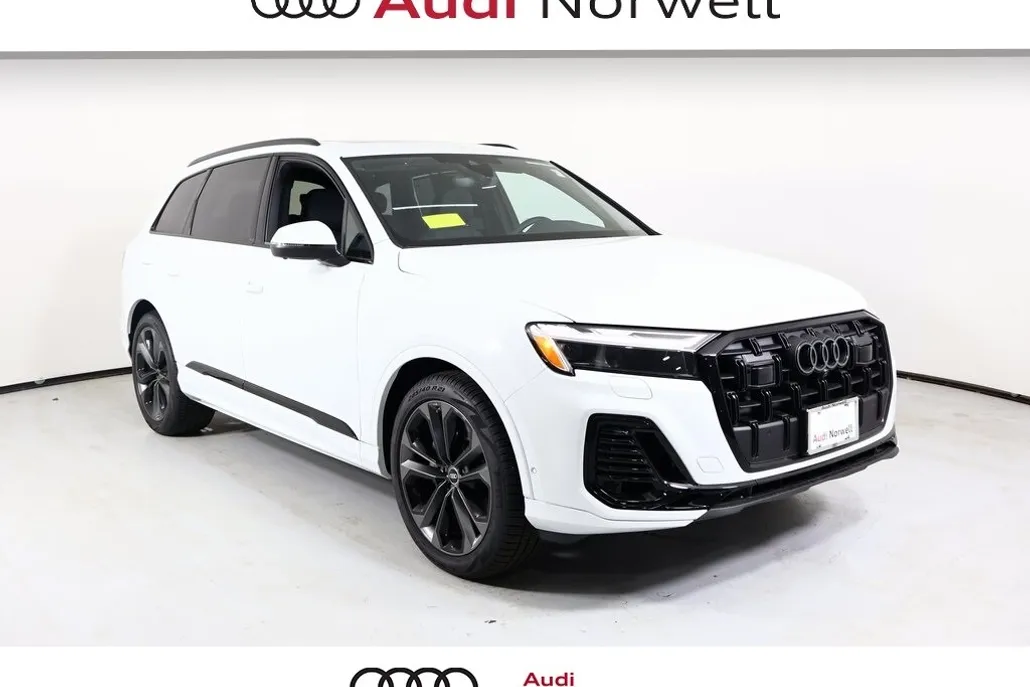 2025 Audi Q7 55 Premium Plus photo 1