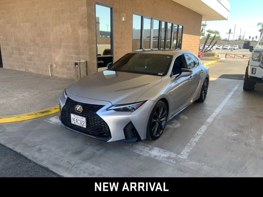 2023 Lexus IS 350 F SPORT photo 1