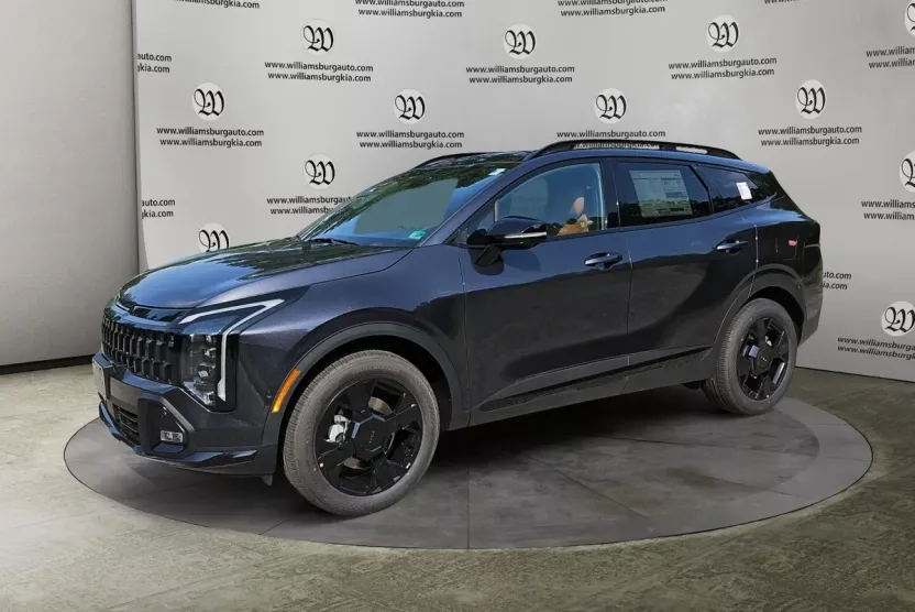 2026 Kia Sportage X-Line photo 1