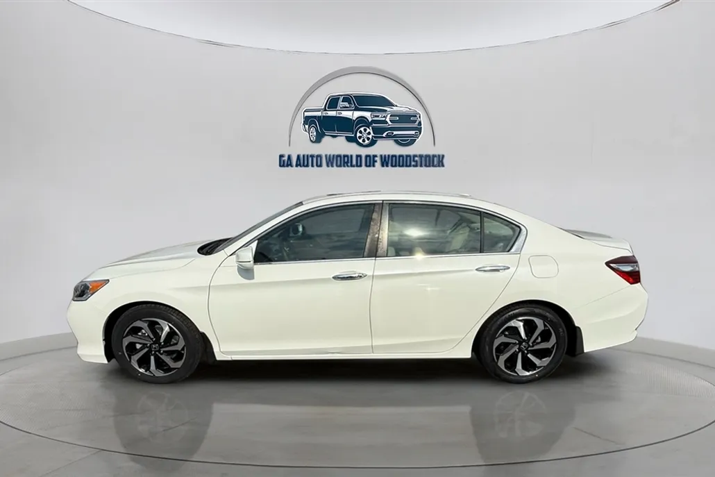2016 Honda Accord EX photo 1