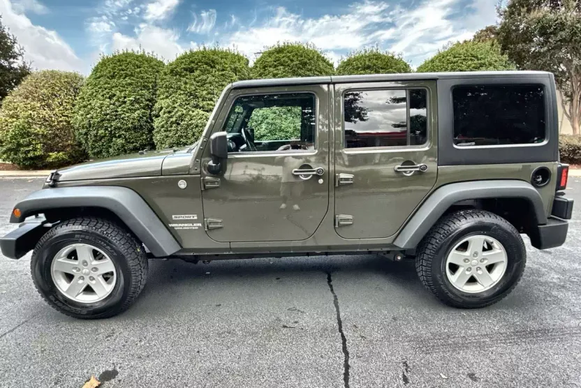 2015 Jeep Wrangler Sport photo 1
