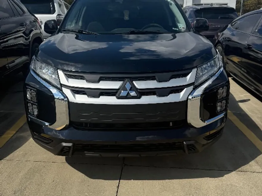 2021 Mitsubishi Outlander Sport ES photo 1