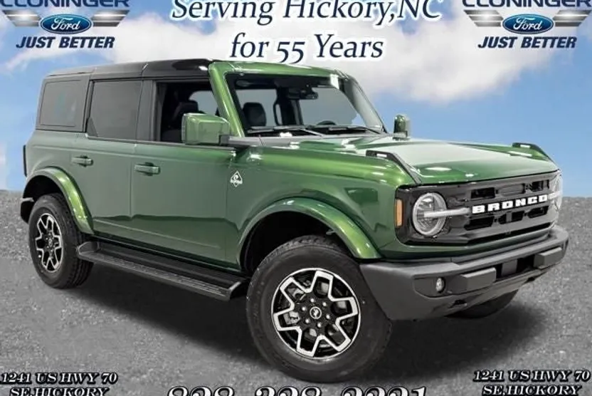 2025 Ford Bronco Outer Banks photo 1