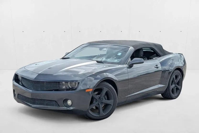 2013 Chevrolet Camaro 2LT photo 1