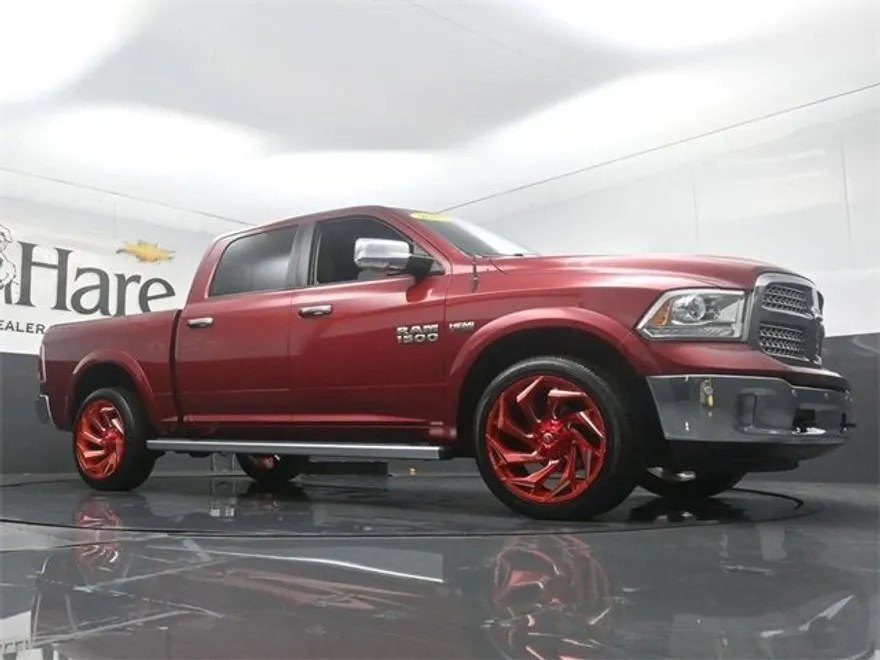 2015 Ram 1500 Laramie photo 1