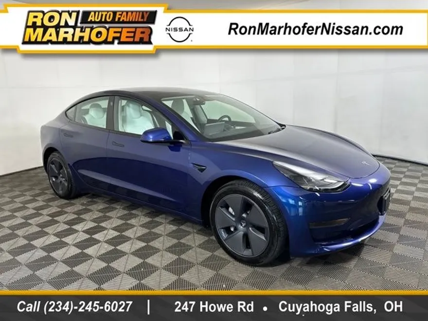 2023 Tesla Model 3 photo 1