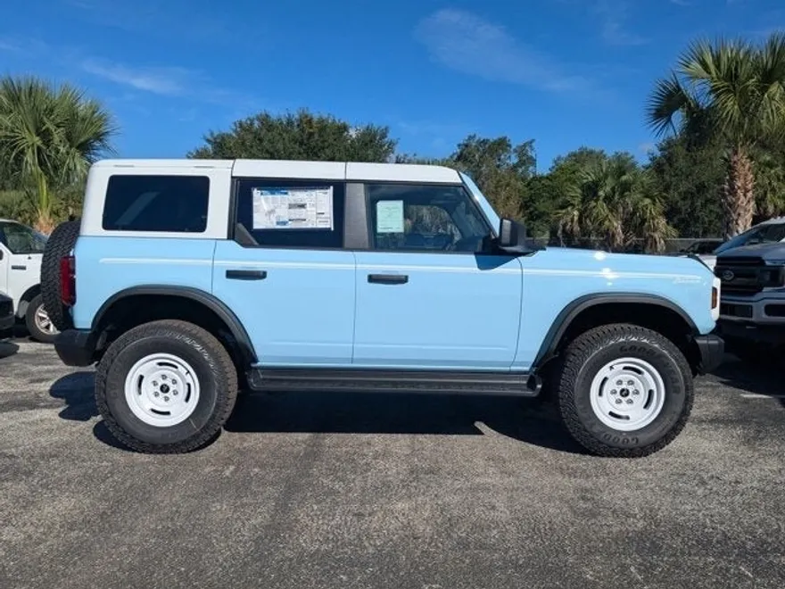 2025 Ford Bronco Heritage photo 1