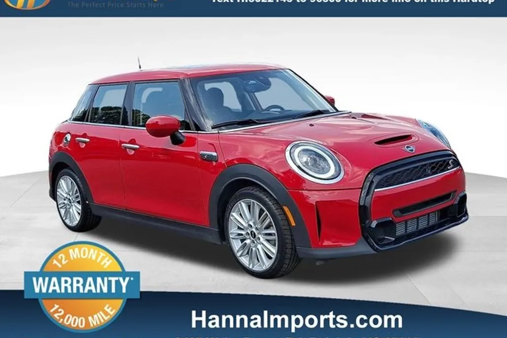 2024 Mini Cooper 4 Door Hardtop Signature photo 1