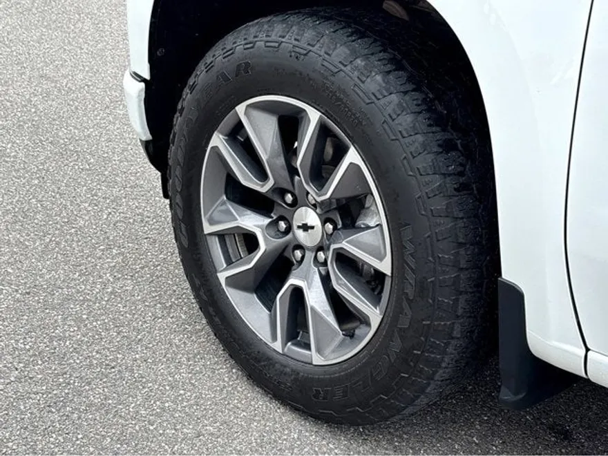 2021 Chevrolet Silverado 1500 RST photo 1