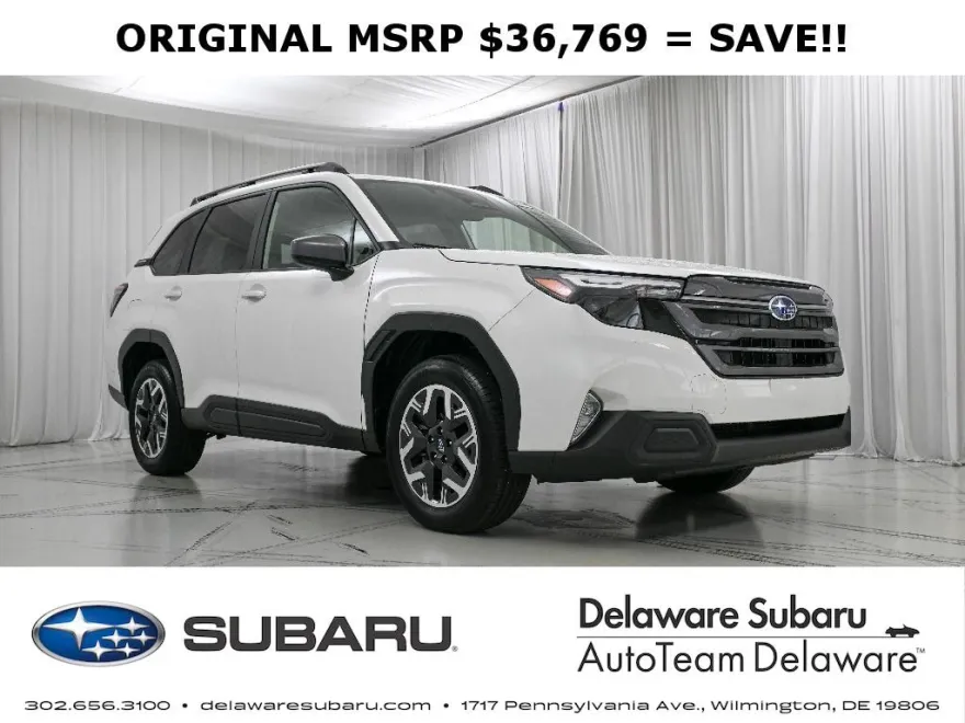 2025 Subaru Forester Premium photo 1