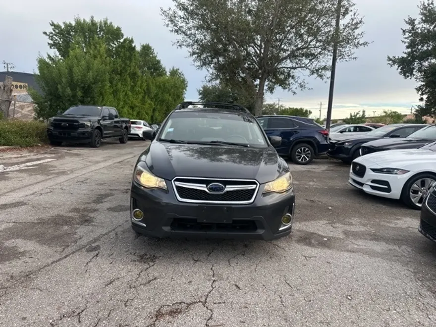 2016 Subaru Crosstrek 2.0i Premium photo 1