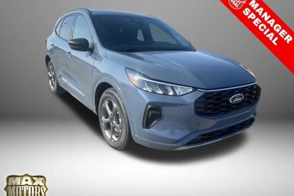 2024 Ford Escape ST-Line photo 1