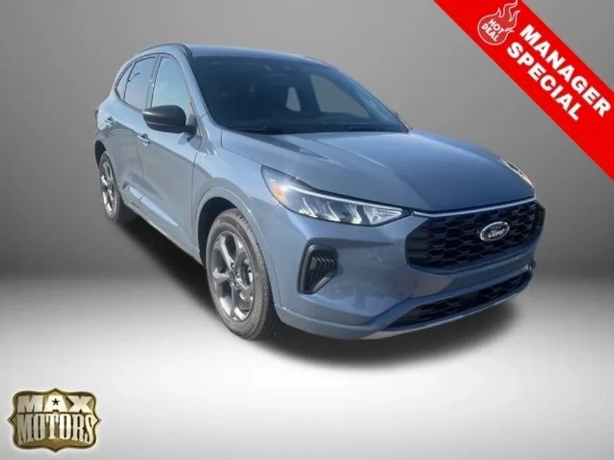 2024 Ford Escape ST-Line photo 1