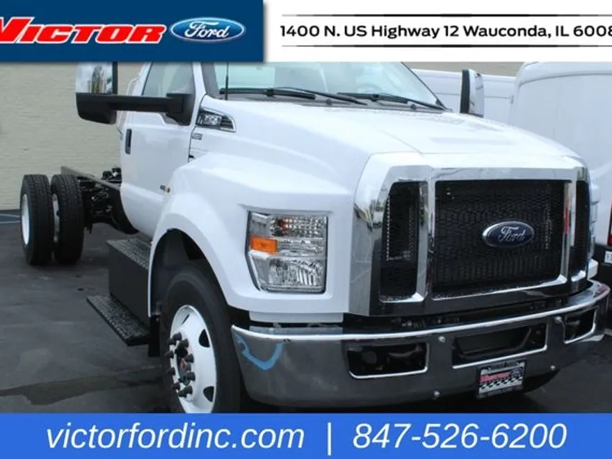 2026 Ford F-650 Base photo 1