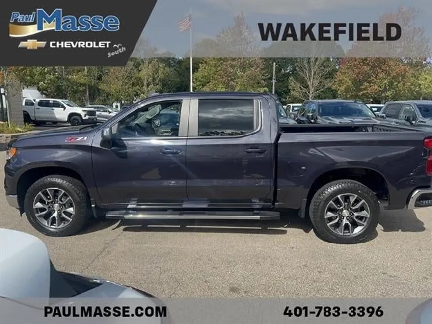 2022 Chevrolet Silverado 1500 LT photo 1