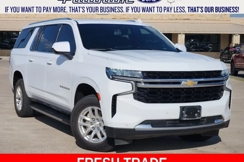 2022 Chevrolet Suburban LS photo 1