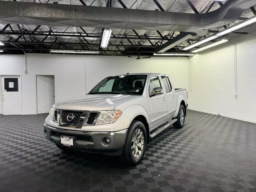2019 Nissan Frontier SL photo 1
