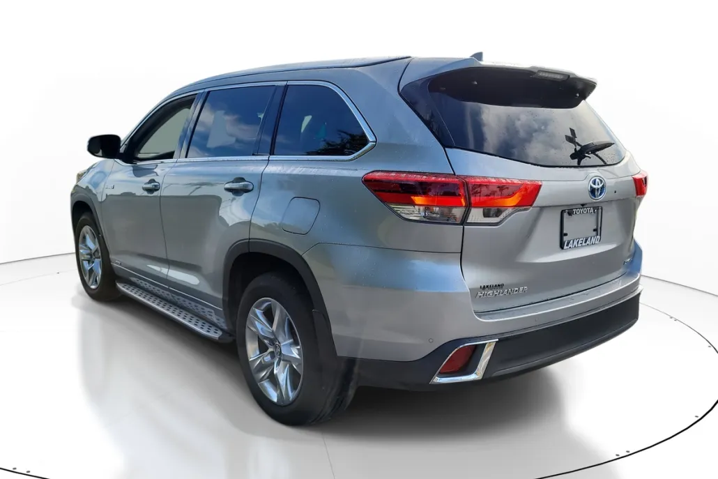 2019 Toyota Highlander Hybrid Limited photo 1