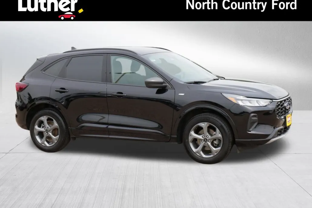 2024 Ford Escape ST-Line photo 1