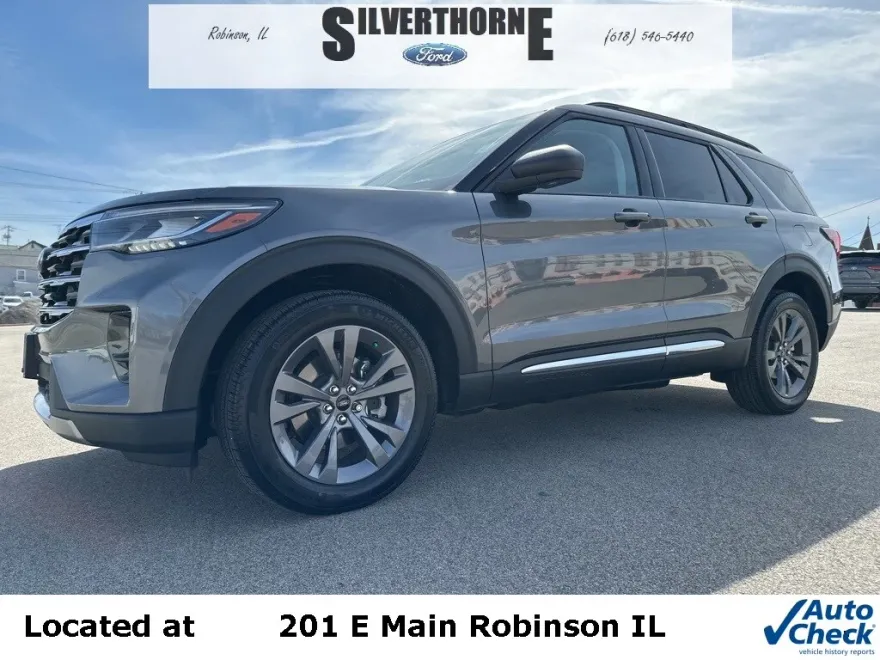 2025 Ford Explorer photo 1