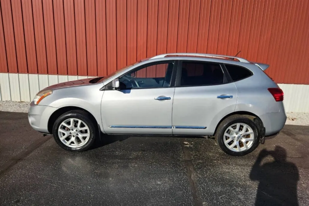 2012 Nissan Rogue SV SL photo 1