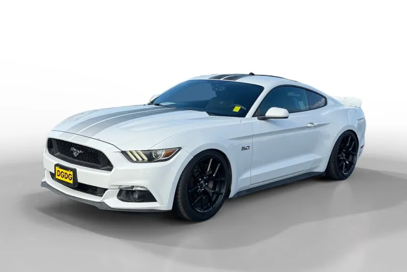 2016 Ford Mustang GT photo 1