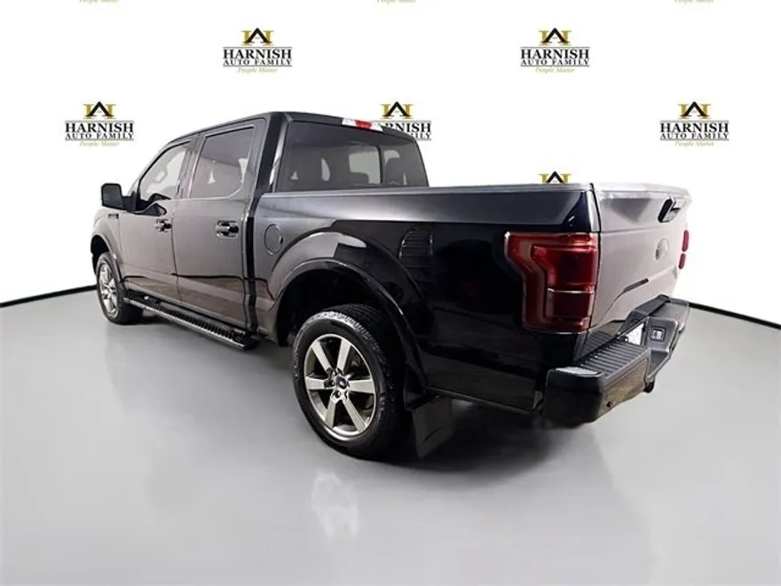 2016 Ford F-150 XLT photo 2