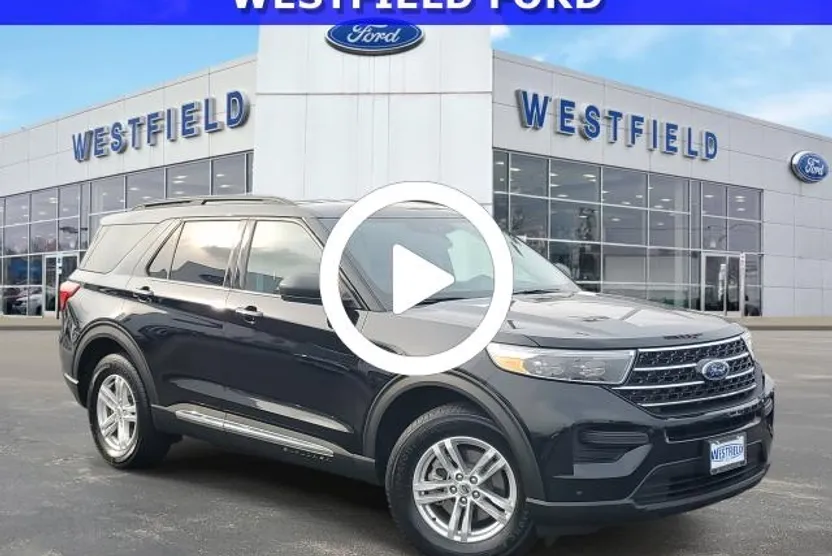 2021 Ford Explorer XLT photo 1