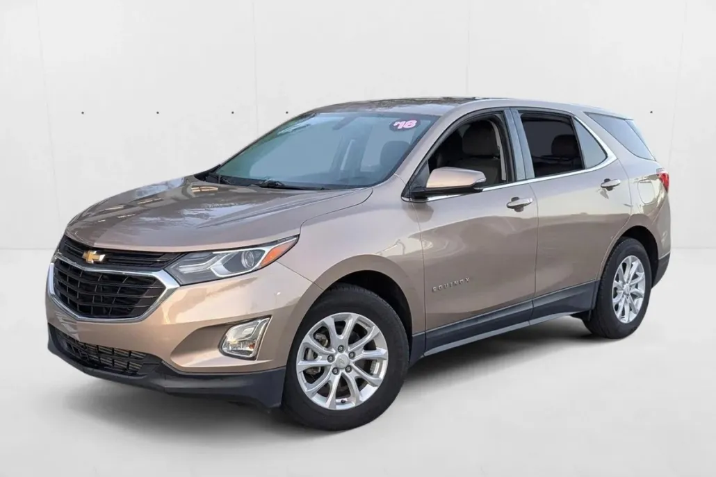 2018 Chevrolet Equinox LT photo 1