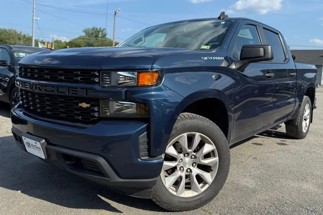 2019 Chevrolet Silverado 1500 Custom photo 1
