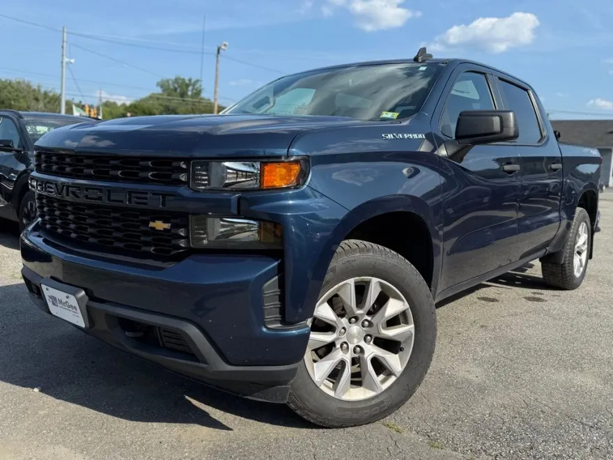 2019 Chevrolet Silverado 1500 Custom photo 1