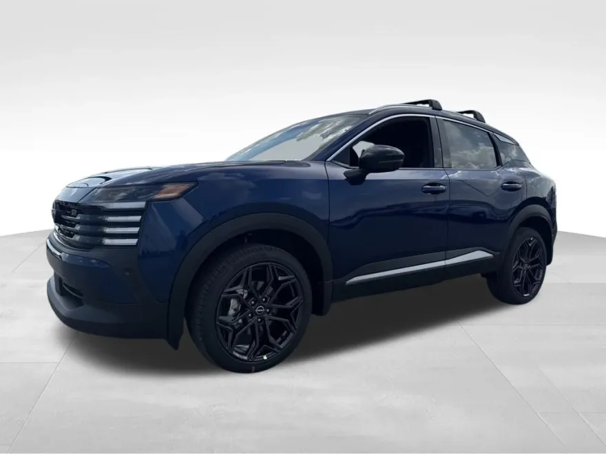 2026 Nissan Kicks SR photo 1