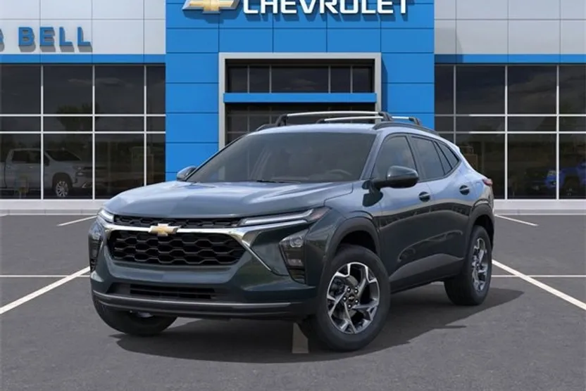 2026 Chevrolet Trax LT photo 1