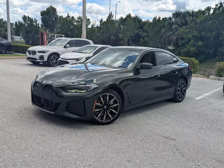 2022 Bmw i4 eDrive40 photo 1