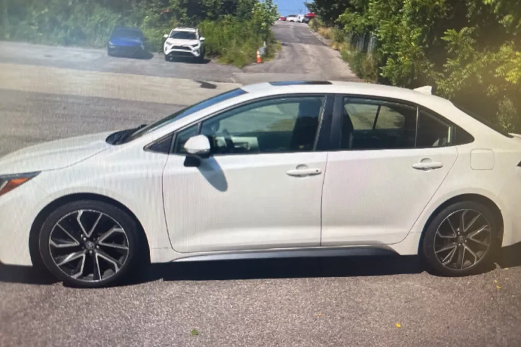 2020 Toyota Corolla SE photo 1
