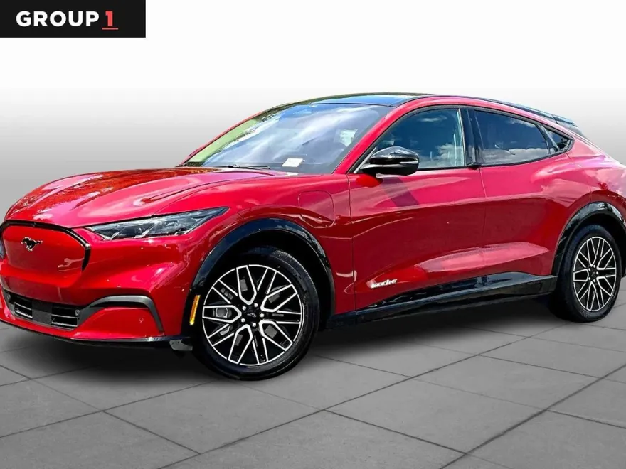 2024 Ford Mustang Mach-E Premium photo 1