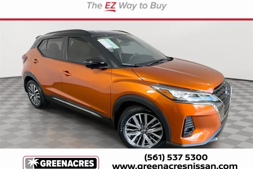 2023 Nissan Kicks SR photo 1