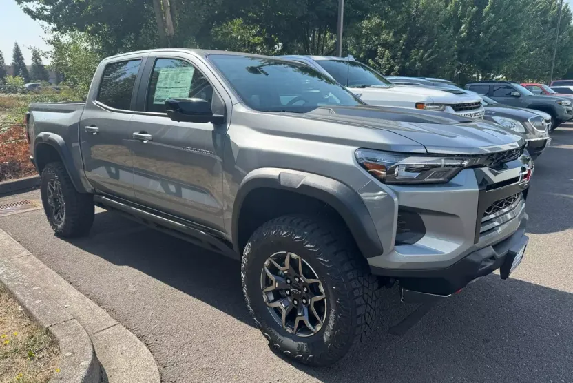 2026 Chevrolet Colorado ZR2 photo 1