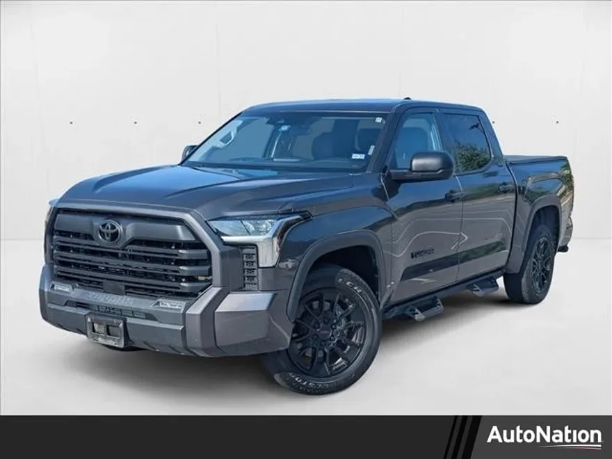 2022 Toyota Tundra SR5 photo 1