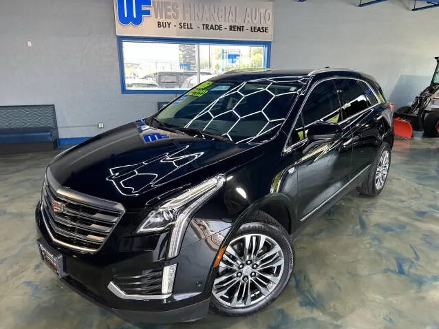 2017 Cadillac XT5 Premium Luxury photo 1