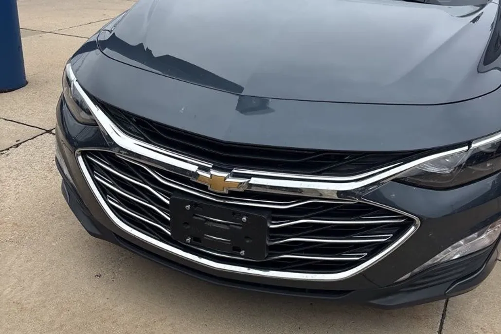 2020 Chevrolet Malibu 1LT photo 1