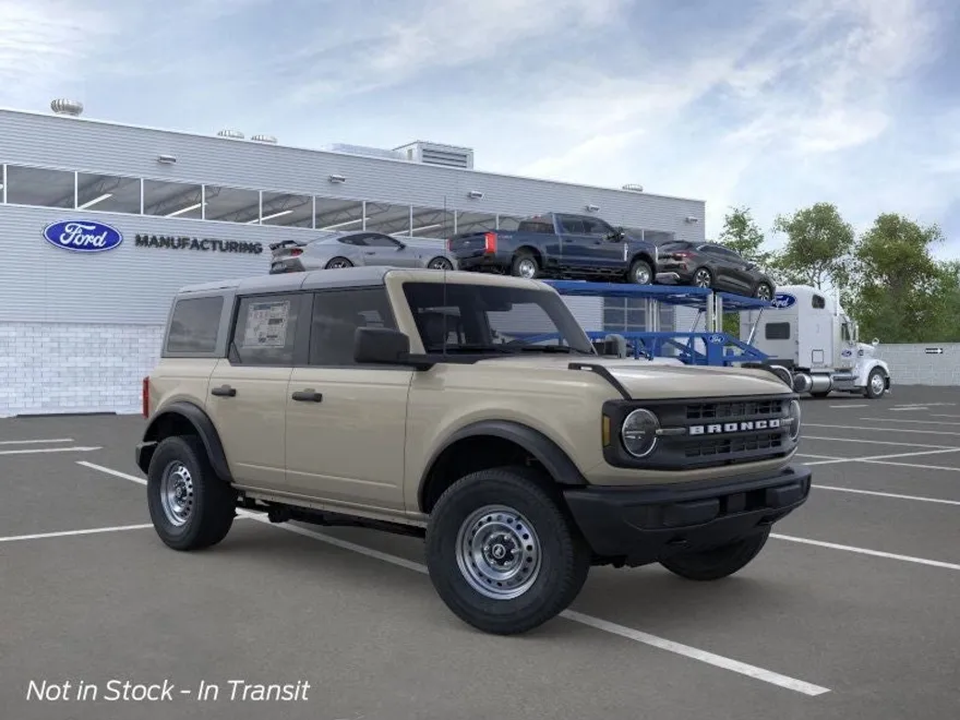 2025 Ford Bronco Base photo 1