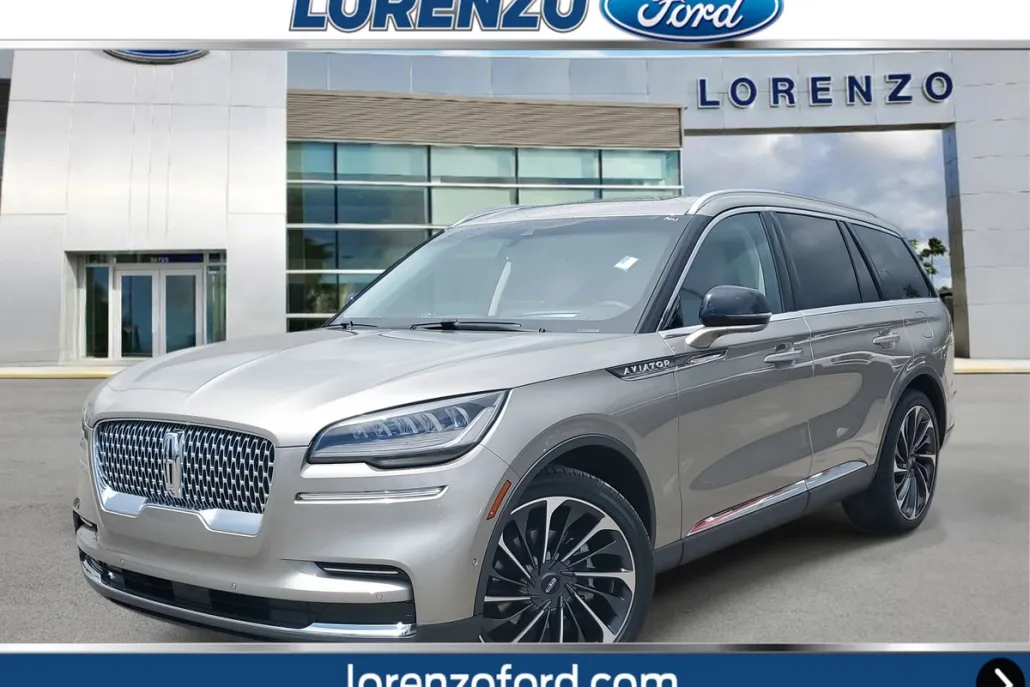2023 Lincoln Aviator Reserve photo 1